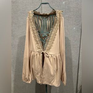 Torrid (1X) beige rib knot tie top